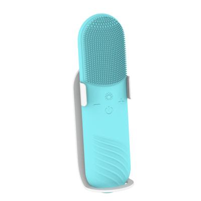 China Electric Ultrasonic Facial Massager Waterproof Vibrating Cleansing DEEPLY CLEANING Brus Mini Face Massage Cleanser 2021 Customized Facial Brush Silicone for sale