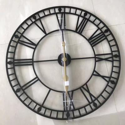 China Antique Style Garden Black Metal Roman Numerals Iron Big Wall Round Large Size Outdoor Clock for sale