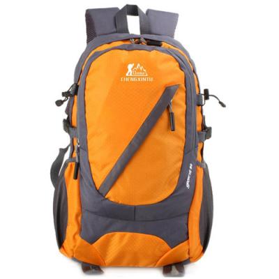 China Mountaineering Backpack 30 - 40L Capacity Outdoor Gear for sale