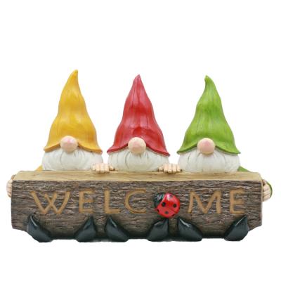 China Custom Resin Figurines Mold Gnome Garden Yard Europe Home Polyresin Outdoor Craft Decoration Figurine Manufacturer for sale