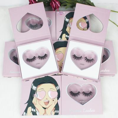 China Custom Logo B808 Delicate Wholesale Hot Selling Empty Eyelash Packaging Heart Shaped Box Light Pink for sale