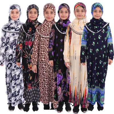 China Hot Selling Islamic Arab Muslims Soft/Breathable/Skin-Friendly Hijab Fashion Printing Polyester Robe Women Prayer Child Robe And Adult Women Robe for sale