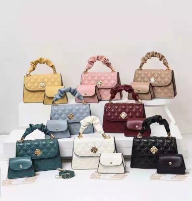 China 2022 Hot Wholesale Fashion New Arrival Girls Shoulder Bag PU Ladies Leather Chain Clips Sets Women Tote Handbags for sale