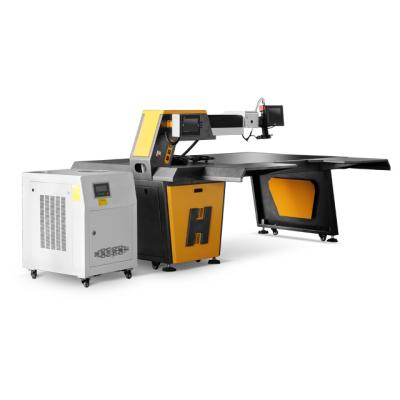 China Hotels 300W 500W CCD Laser Welder / Stainless Steel Laser Welding Machine For Sign Channel Letters for sale