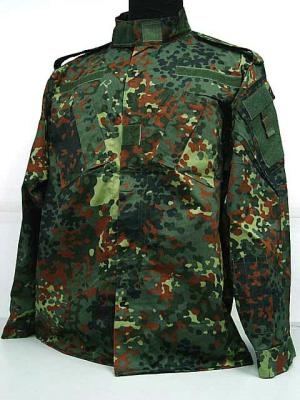 中国 ドイツの camo の森林メンズのための軍の軍隊のユニフォーム ワイシャツおよびズボン 販売のため