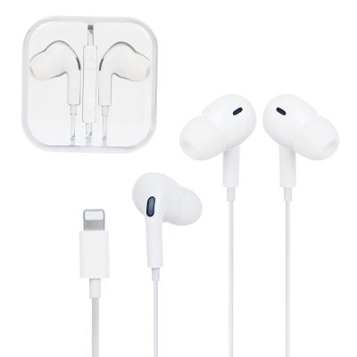 China 2022 Universal Comfortable Wearing Headphones Perfect Sound Control Volume With Microphone In-Ear Earphone Wired for sale