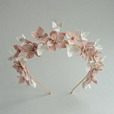 China Romantic Girl Hair Accessories Flower Wedding Hair Pins Hair Comb Jewelry Bridesmaid Headpiece Bridal Gift for sale