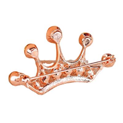 China Wedding Fashion High Quality Gold Plated Luxury Suits Shirt Crown Brooch Pin Rhinestone Crown Brooch for sale