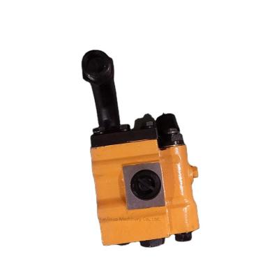 China Machinery Repair Shops Made In China XGMA XG951II Wheel Loader Spare Parts 12C0094 Constant Flow Valve Good Quality Constant Flow Valve for sale