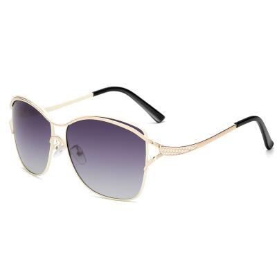 China Fashion Sunglasses Wholesale Fashion Metal Sunglasses Polarized Women for sale