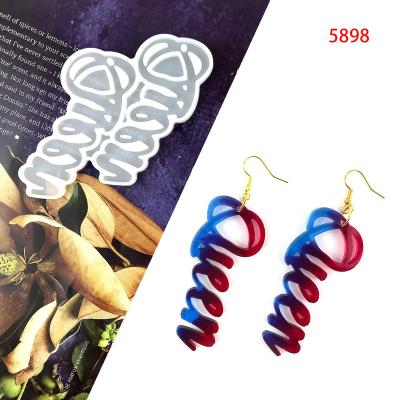 China Queen 5898 viable than earrings molds feather earrings molds decoration epoxy resin mold silicone earrings molds for sale