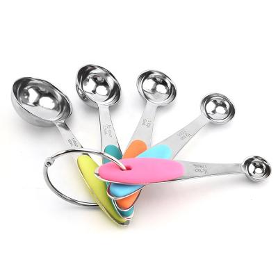 China 5 Pcs Kitchen Metal Stainless Steel Measuring Cup Set Custom Colored Viable Kitchen Utensils for sale