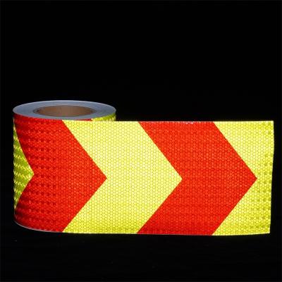 China Afdrukbare PVC honingraat Reflectieve film Achterklep Crystal Color Grid Reflective Mate Voor verkeersveiligheid Te koop