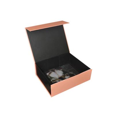 China Recycled Materials Direct Factory Packaging Box Gold Foil Paper Box For Garment for sale