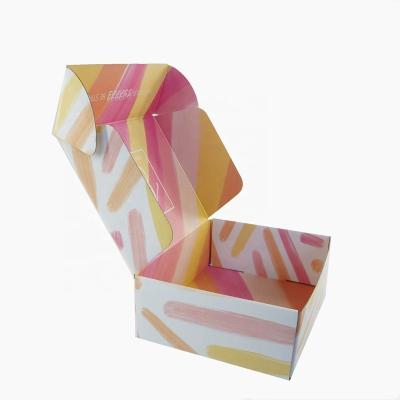 China Recycled Materials Boxes High Quality Packaging Luxury Paper Clothing Box for sale