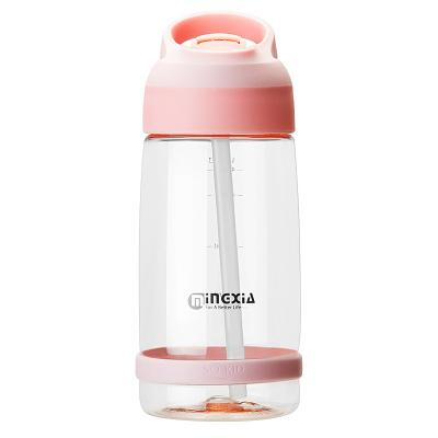 China Durable Special Widely Used Easy Handle Wave Design Transparent Heat Resistant Drinking Bottle for sale