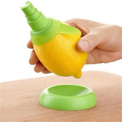 China Creative Lemon Juicer Maker Kitchen Tools High Efficient Manual Juicer Juicer Maker Kitchen Vegetable and Fruit Tools for sale