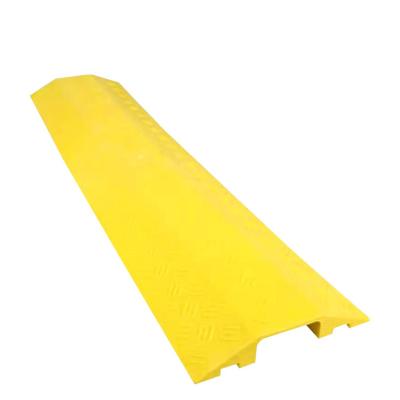 China Wear-Resistance Widely Use Cable Safety&protector Rubber Floor Cable Protector Cable Cover for sale