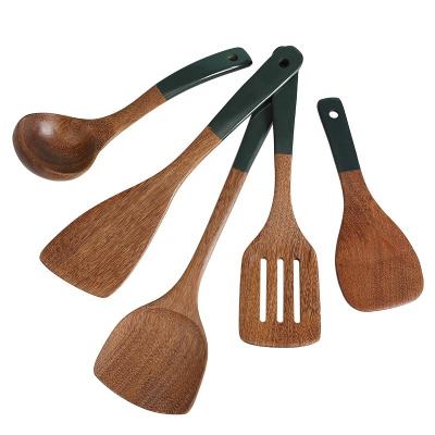 China Sustainable Custom Logo Wooden Spoons Eco Household Spatula Long Handle Chicken Wing Wooden Spatula set for sale