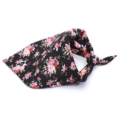 China New Fashion Sustainable Dog Bandana Collar Large Print Custom Dog Bandanas for sale