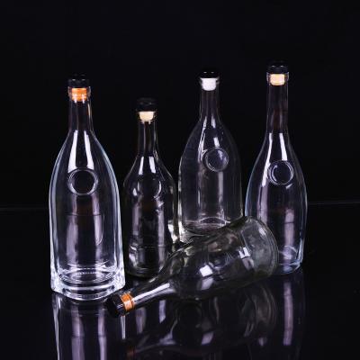 China Wholesale High Quality Juice Bottle Glass Bottle Wine Beverage Production Clear Glass Bottle for sale