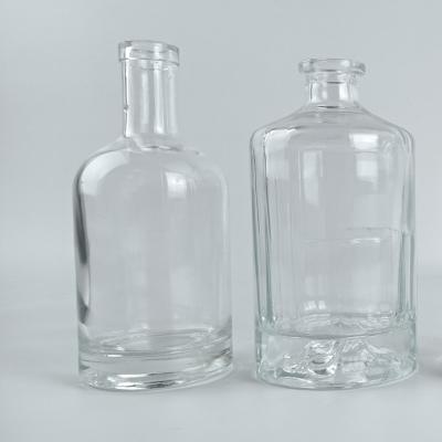 China Custom Wholesale Drinkware Factory Kitchen Glass Bottle Glass Drinking Wine Bottle for sale