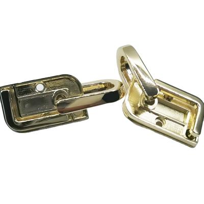 China Fashionable Decorative Eco-friendly Hardware Metal Clip Buckle For Bag Strap Purse Handle Connector Handbag for sale