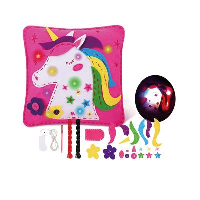 China Handmade DIY Kit Learning Creativity Kids Soft Dolls Felt Plush Toy Diy Unicorn Pillow Kid Craft Sewing Decorative Kit For Girls for sale