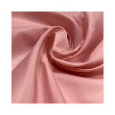 China Plain Weave Water Resistant Polyester Taffeta 63D 210T 190T Scratch Garment Fabric for sale