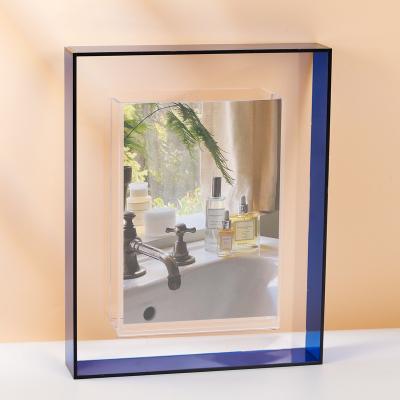 China Modern Acrylic Floating Wall Frames , Magnetic Frameless Plexiglass Picture Frames for sale