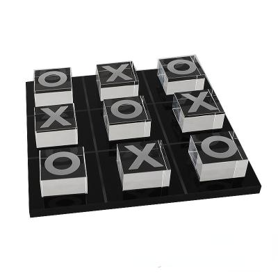 Cina Set di gioco acrilico personalizzato XO Lucite Chess Board 30x30cm per il divertimento in vendita