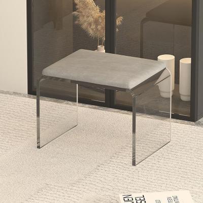 Chine Tabouret acrylique transparent minimaliste pour la maison salle de bains salon et maquillage à vendre