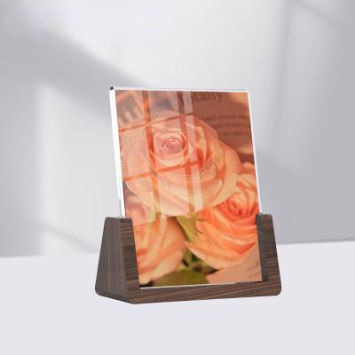 Cina Fotogramma in acrilico e legno a forma di U, Display fotografico acrilico per desktop 6x7, 7x7 e 8x10 pollici in vendita