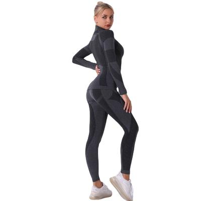 China Tight Fit High Elasticity Sport Wear Nylon Gym Clothes High End Butt Lift Workout Yoga Clothes Set for sale