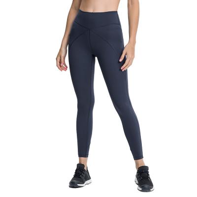 China Eco-Friendly Series Seamless Shorts Tight Fit Sheath 2 Piece Yoga Fitness Cropped Pants Exercise Sportswear for sale