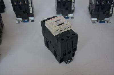 China AC Contactor Replacement With Fire Resistant Plastic Housing 660V Rated Insulation Voltage for sale