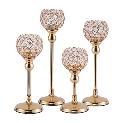 China Wedding Centerpieces Large Crystal Candle Holders Hot Sale Home Candlestick Home Pillar Amazon Decoration Table Stand for sale