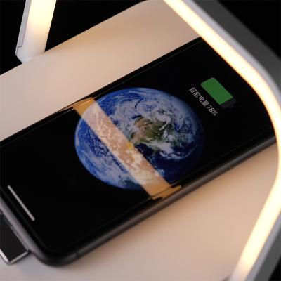 China Modern In Running Bedside Qi Charging Table Led Lamp With Wireless Charger Usb Charging for sale