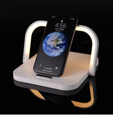 China Modern Wholesale Bedside Qi Night Desk Charging And Table Charging Multifunctional Led Lamp With Wireless Charging for sale