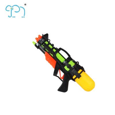 중국 Water Pressure Summer Sand Toys Kids Black Plastic Water Gun With Long Bottle 판매용