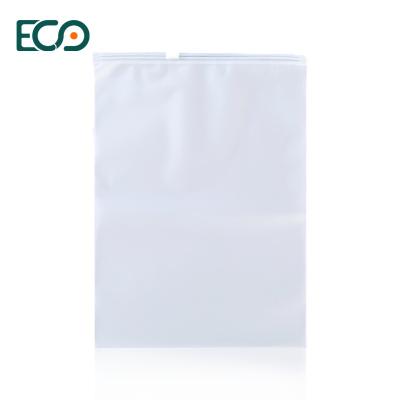 China Recyclable Custom Printed PE Ziplock Bags For Clothes T Shirt Travel for sale