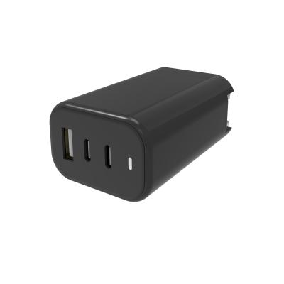 China New Technology 65W GaN Fast Charging USB Safe Convenient Mobile Phone Charger Accessories For iPhone oppo for sale