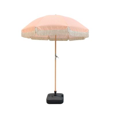 China New Design Vintage Style Modern Luxury Beech Wood Tassel Beach Umbrella Umbrella Pole for sale