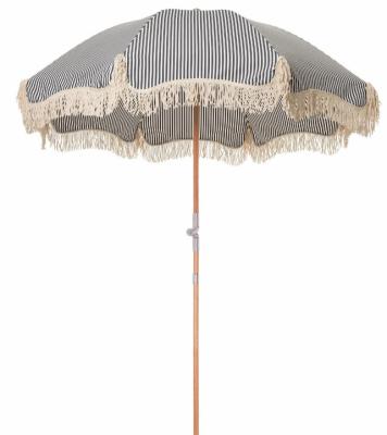 China Modern Outdoor Market Patio Umbrella with Push Button Tilt and Crank in Black and White Color for sale