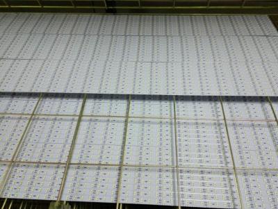 China PWB rígido llevado 990x12x1.0m m del aluminio del smd de la luz de tira 4014 cada fila del doble de las PC 20W 144pcs en venta