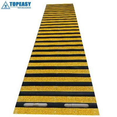 China TOPEASY anti-slip pipewalker heavy duty, high-traction roll up anti-slip safety mat providing safe walking on pipe for sale