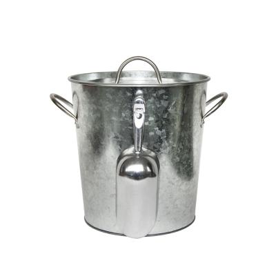 China Farm Viable Wholesale Metal Decoration Party Silver Plated Ice Bucket For 6 Bottle Champagne Beer for sale