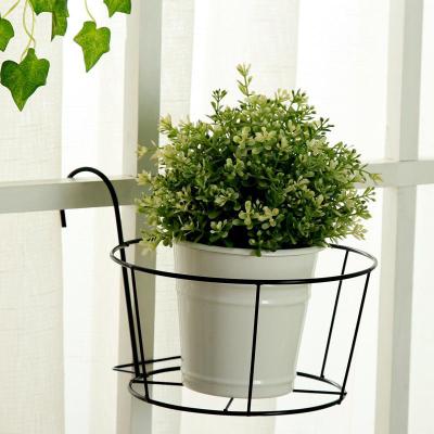 China Europe Indoor And Outdoor Hanging Flower Pot Rack Iron Fence Planters Baskets For Patio Balcony Porch for sale