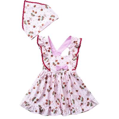 China Best Selling Cute Fresh Apron Pattern Parent-child Strawberry Mom Dress Mother Daughter Dress Breathable Sweet Girls Dress for sale