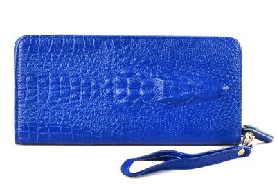 China Genuine Leather Crocodile Debossing Ladies Wallets Detachable Wristlet Handle for sale